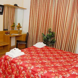 hotel-chopin-milan.italymilanhotels.net/
