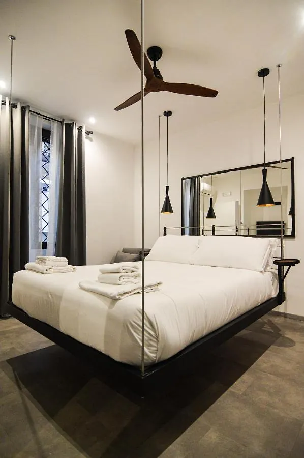 Flatinrome Rooms In Trastevere Pensión