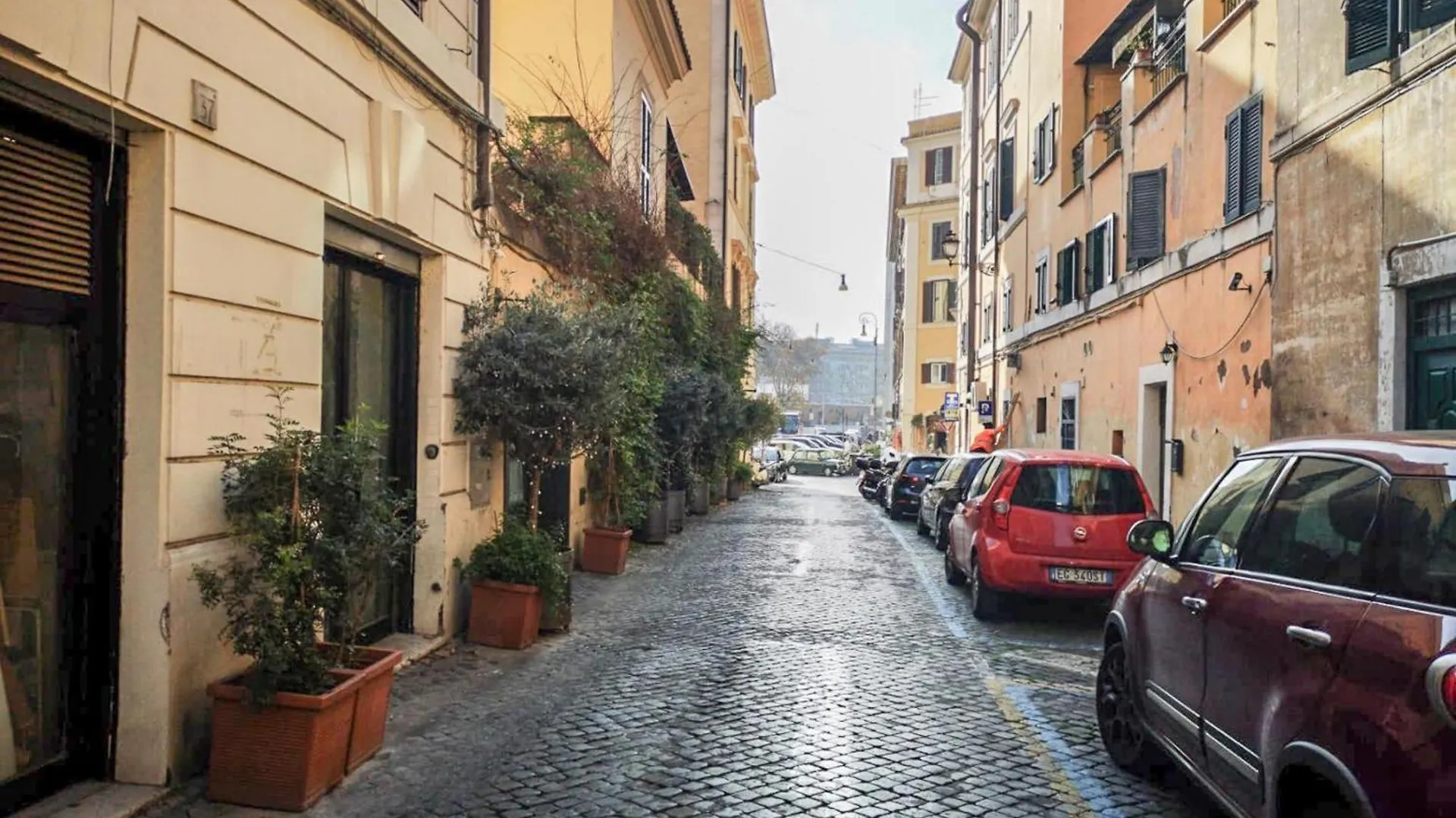 Pensión Flatinrome Rooms In Trastevere