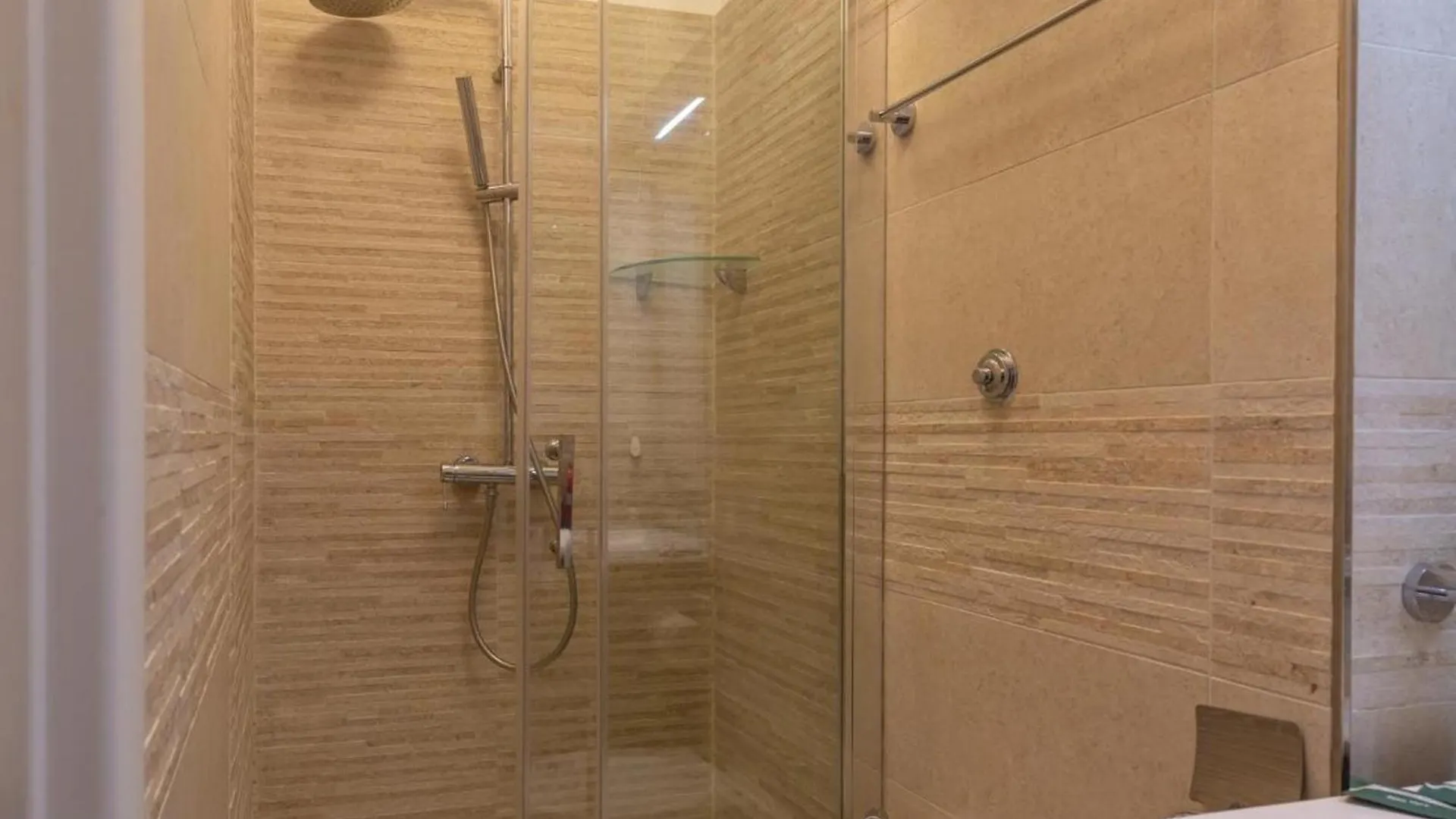 Flatinrome Rooms In Trastevere 0*, Roma Italia