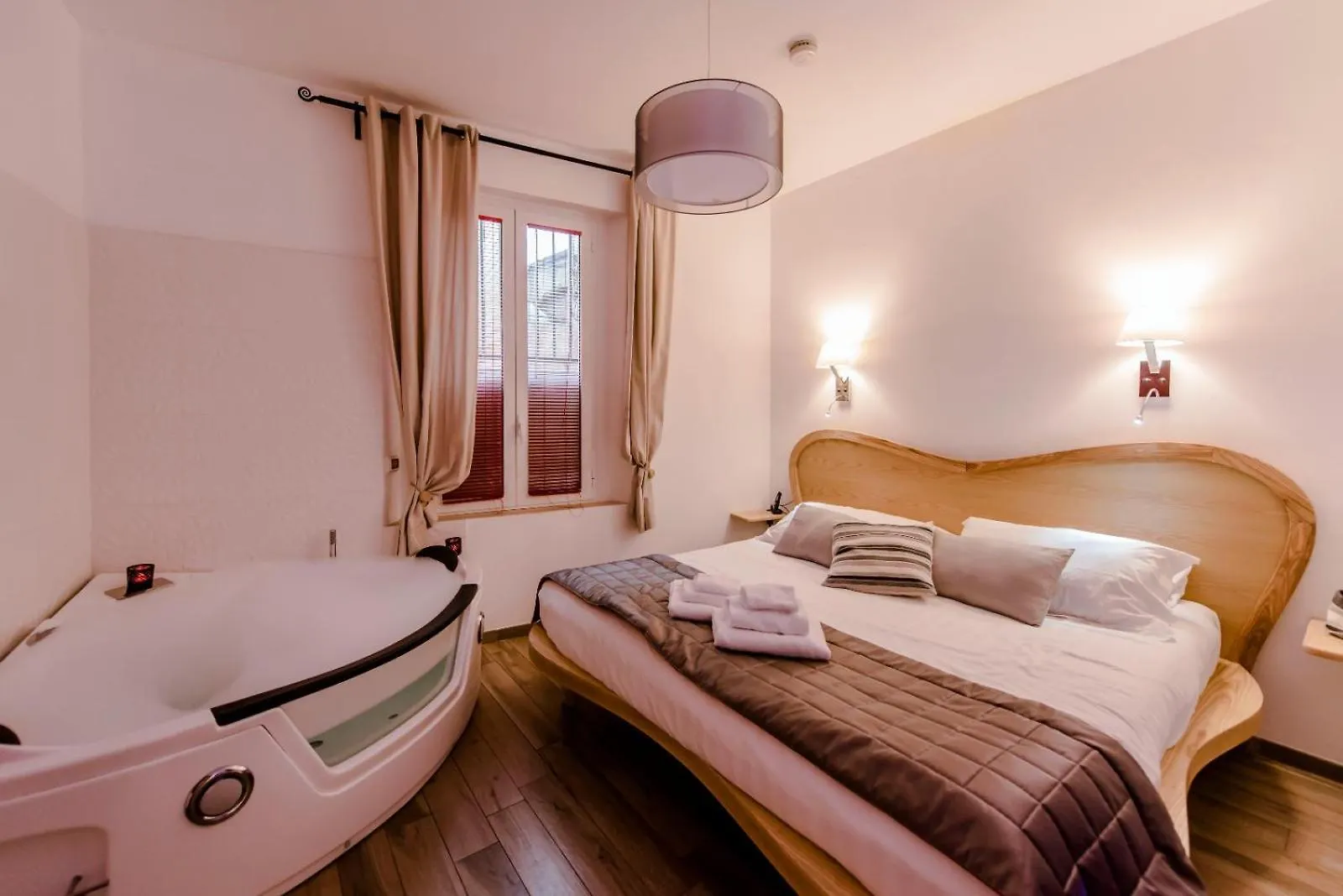 Pensión Flatinrome Rooms In Trastevere